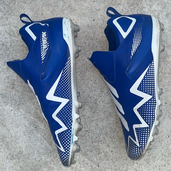 Adidas Football Cleats - Picture 5 of 6